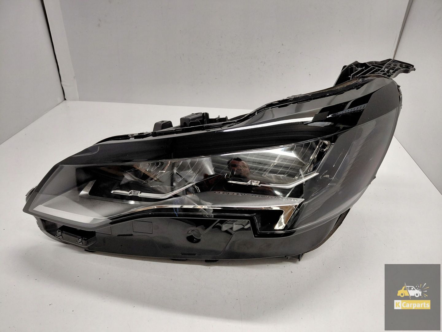 Peugeot 3008 5008 II Lift LED-lamp links