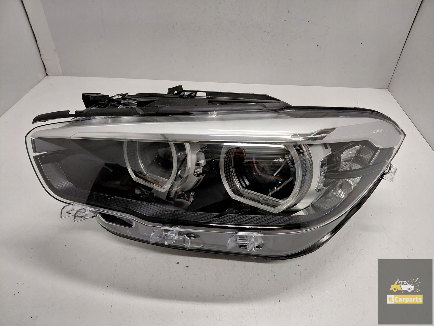 8739571, BMW F20, feu arrière à LED plein, côté gauche.