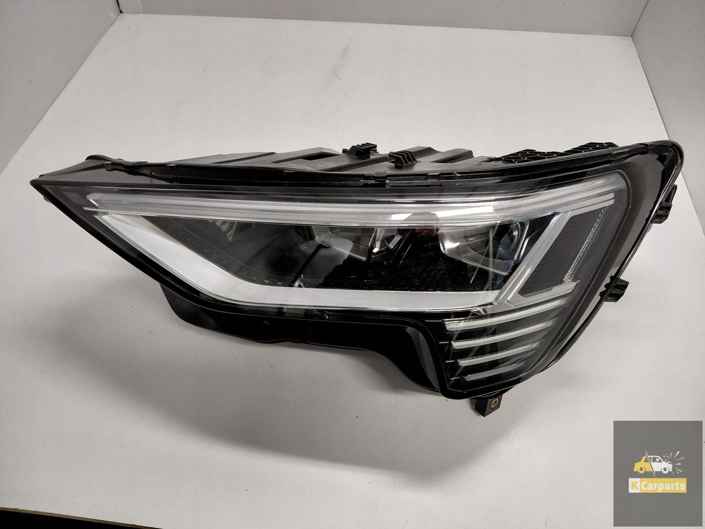 4KE.941.039.D, Audi E-Tron SUV 4KE Volledig Led Digitaal D linkerlamp