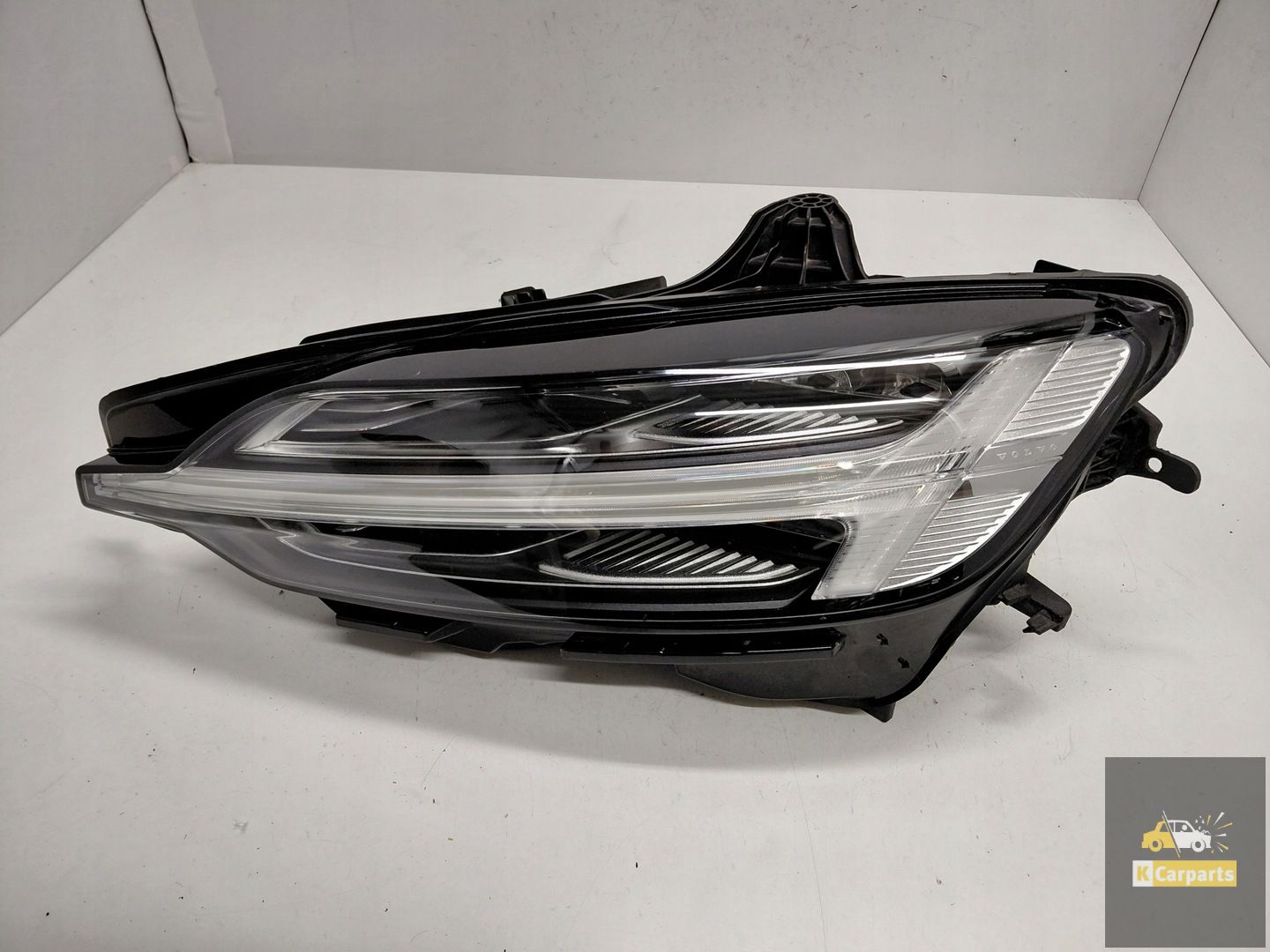 Feu arrière à LED gauche Volvo V60 S60 III MID