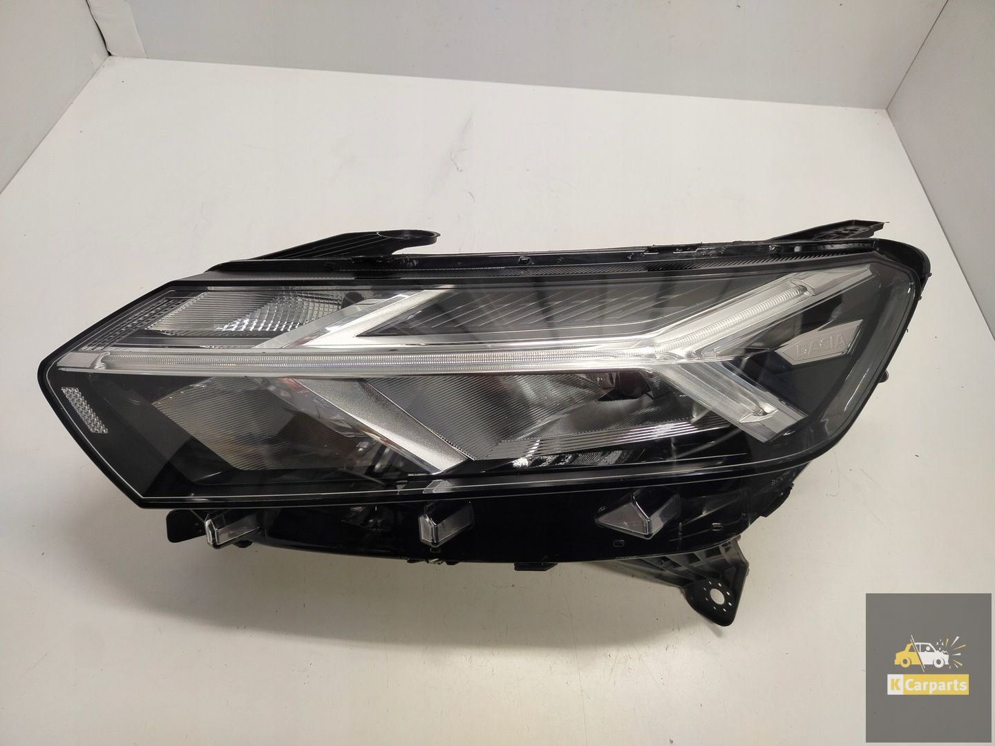 260605914R, Dacia Sandero III Logan III LED Silber Linkerlamp