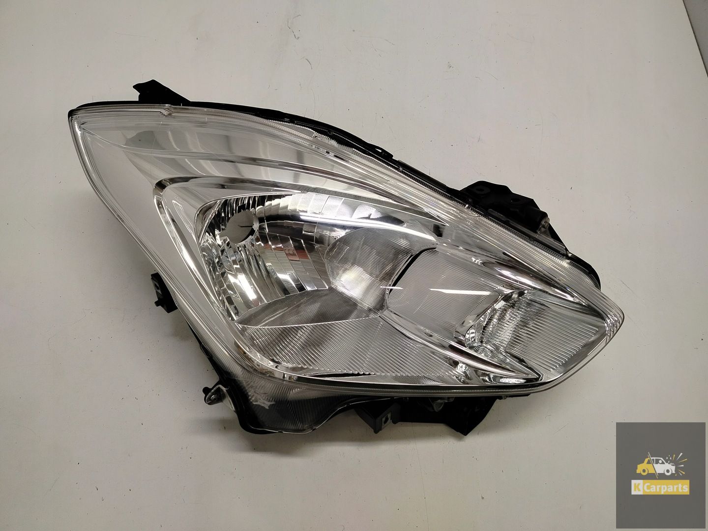 Suzuki Swift MK8 Lampe rechts normal