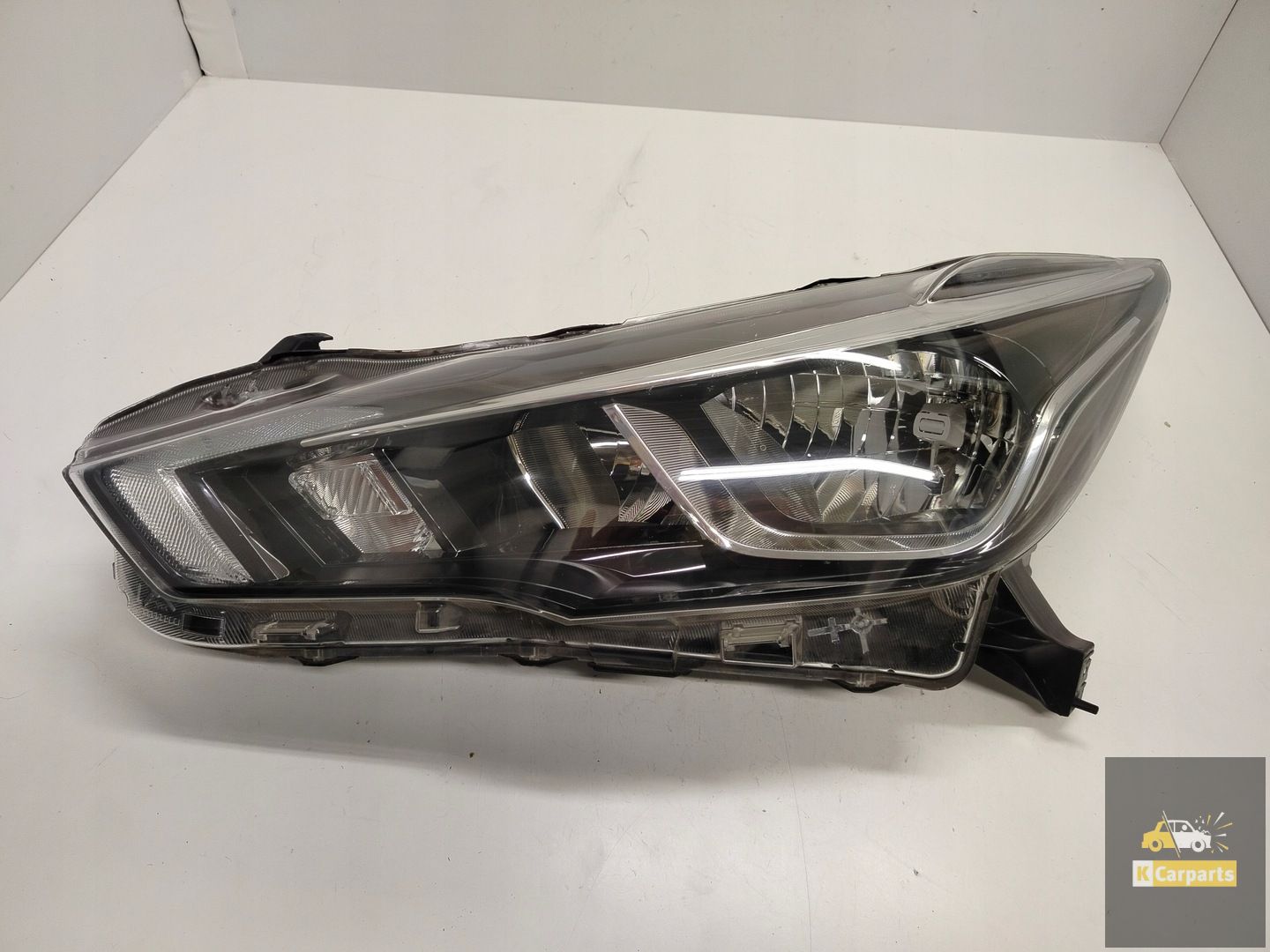 Nissan Micra K14 Normaal linkerlicht