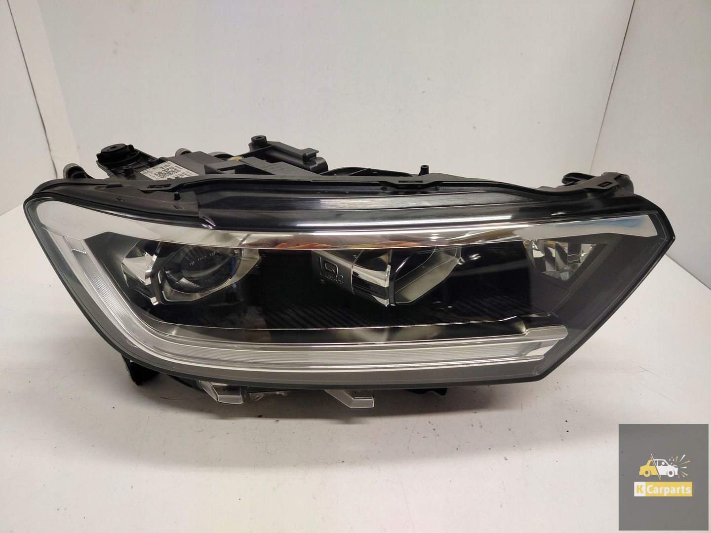 2GA.941.036.AT, VW T-Roc Lift IQ Light Matrix Full Pins AT Lamp Right Perfect