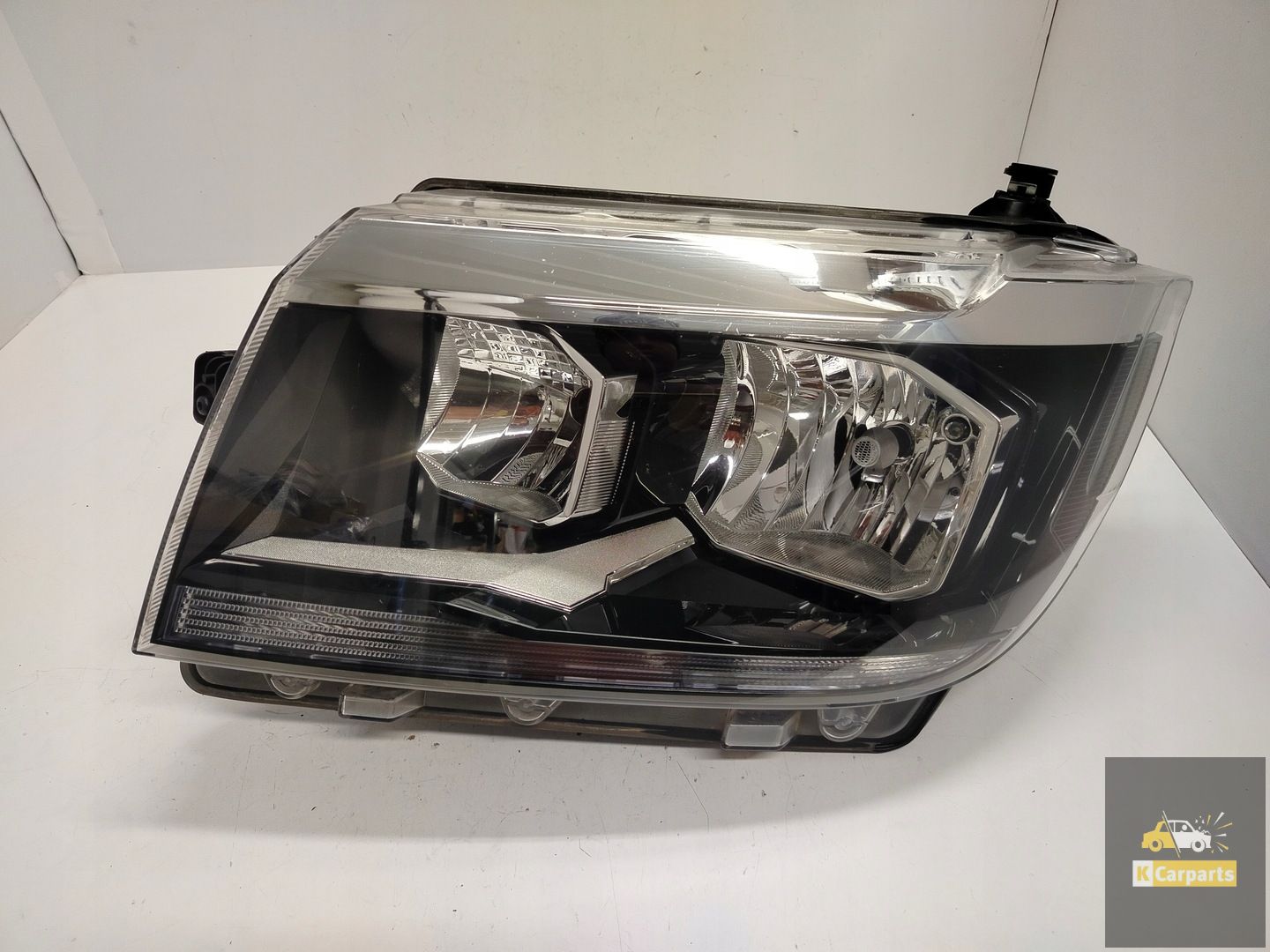 7C1.941.005, VW Crafter II Lampe links normal Ideal