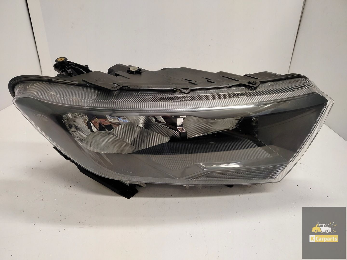 2KF941006D, Ford Transit Connect MK2 Feu arrière droit normal idéal