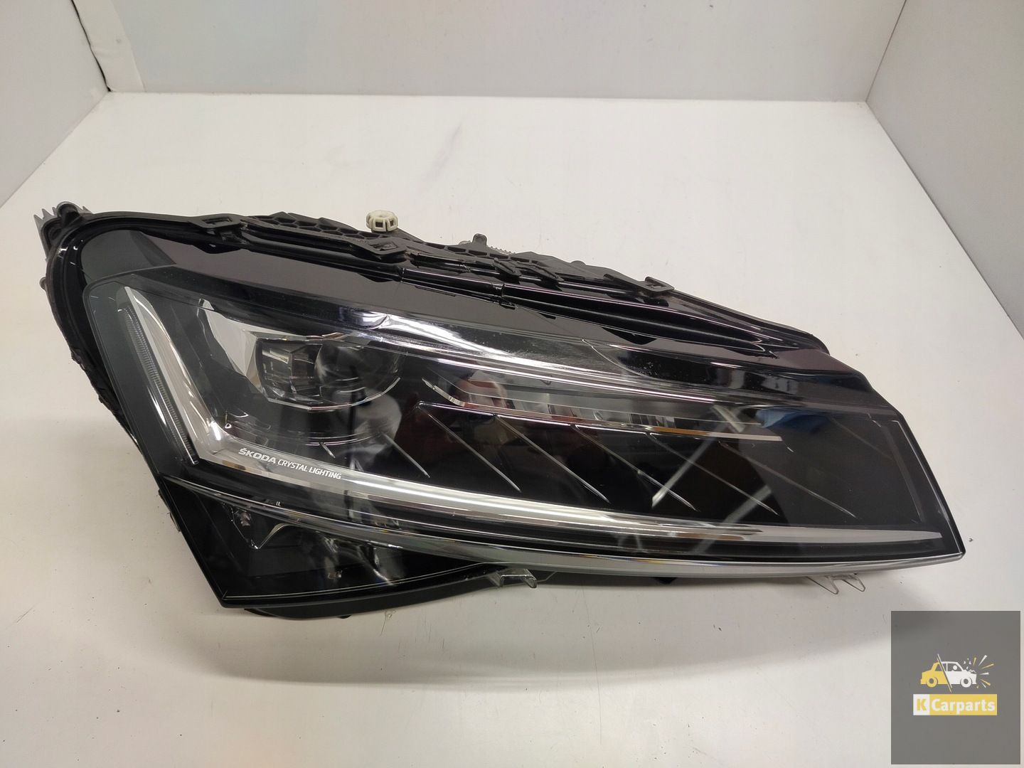 3V1.941.016.D, Skoda Superb III Lift Volledig Ledlamp rechts