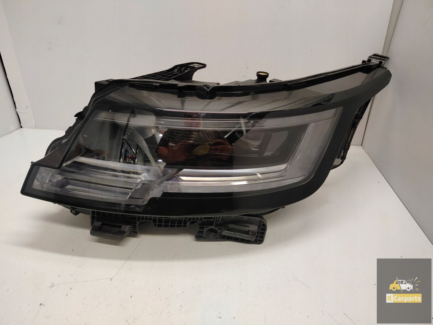 M8E2-13W030-HN, Range Rover L460 Volledig Led-licht links