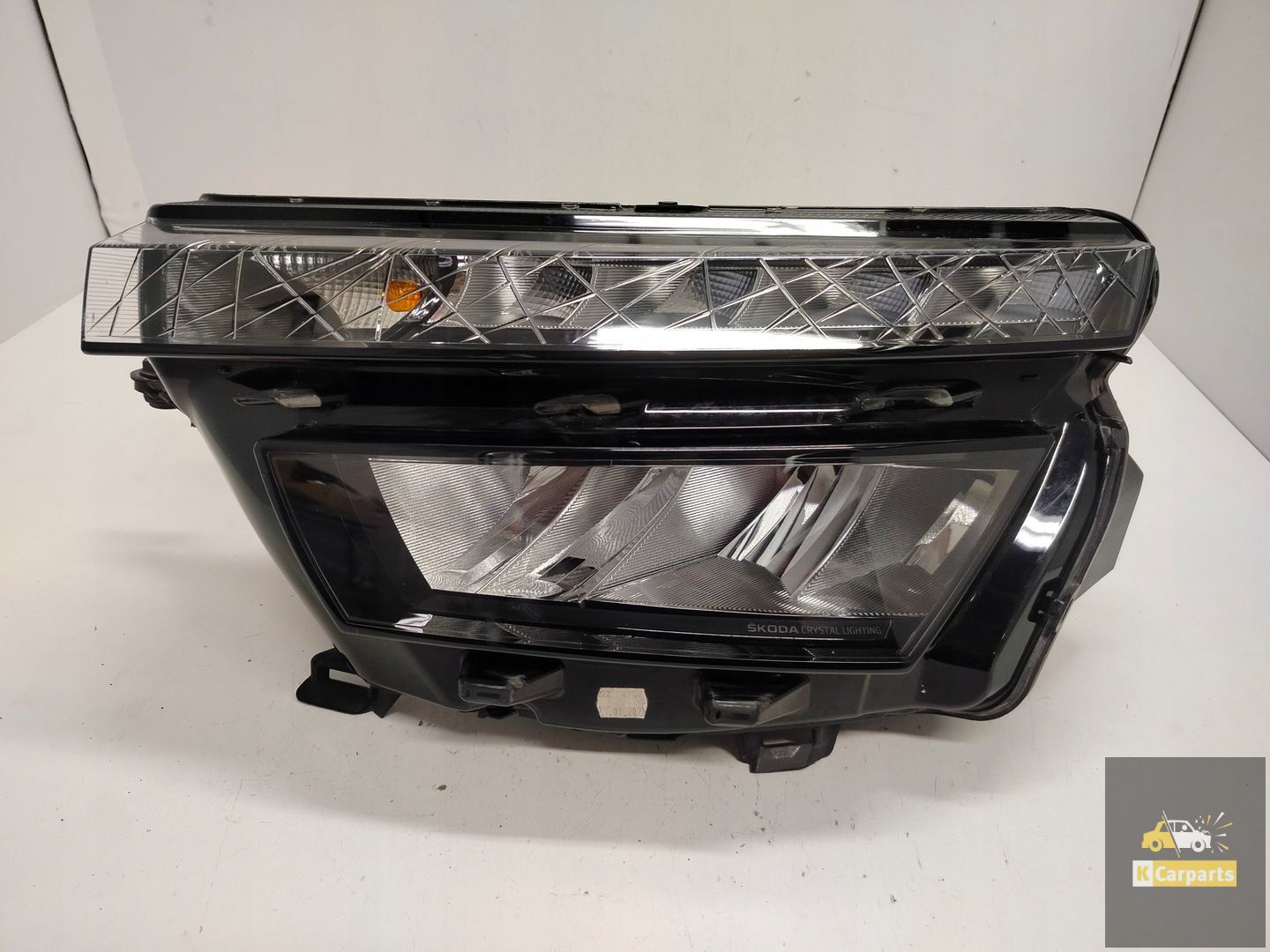 658.941.015, Phare gauche à LED pour Skoda Kamiq Ideal