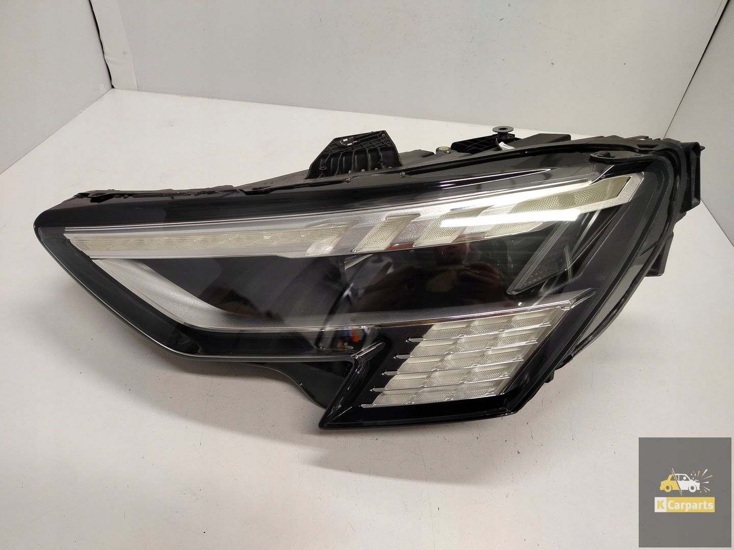 8Y0941035, Audi A3 8Y Matrix linke Lampe Ideal