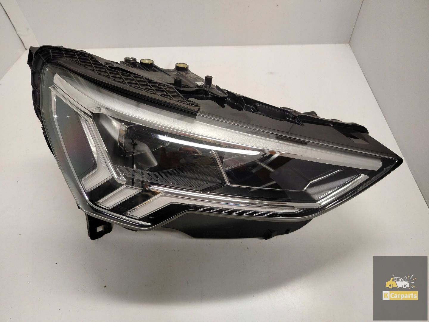 83A.941.034, Audi Q3 83A II Full Led lamp rechts Perfect