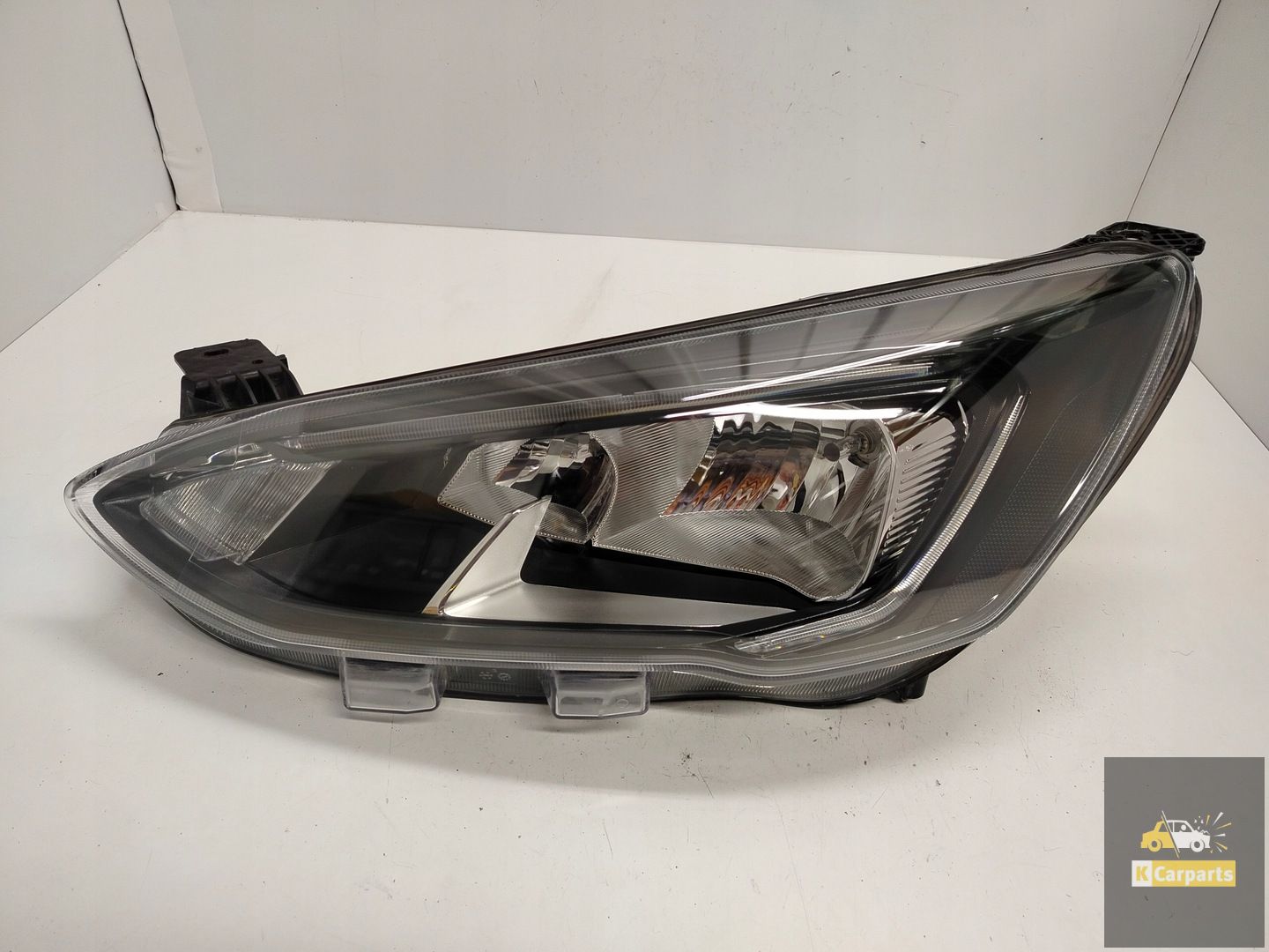 JX7B-13W030-CE, Ford Focus MK4 Gewone LED H7 Zwart Linkerlamp Ideaal