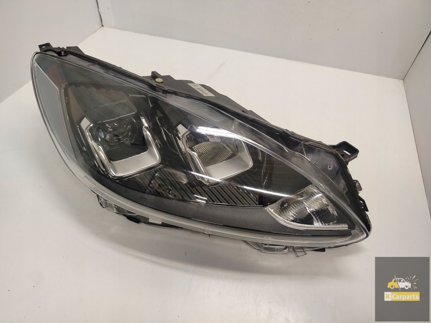 LV4B-13E014-CD, Ford Kuga MK3 Led 1 lampglas rechts