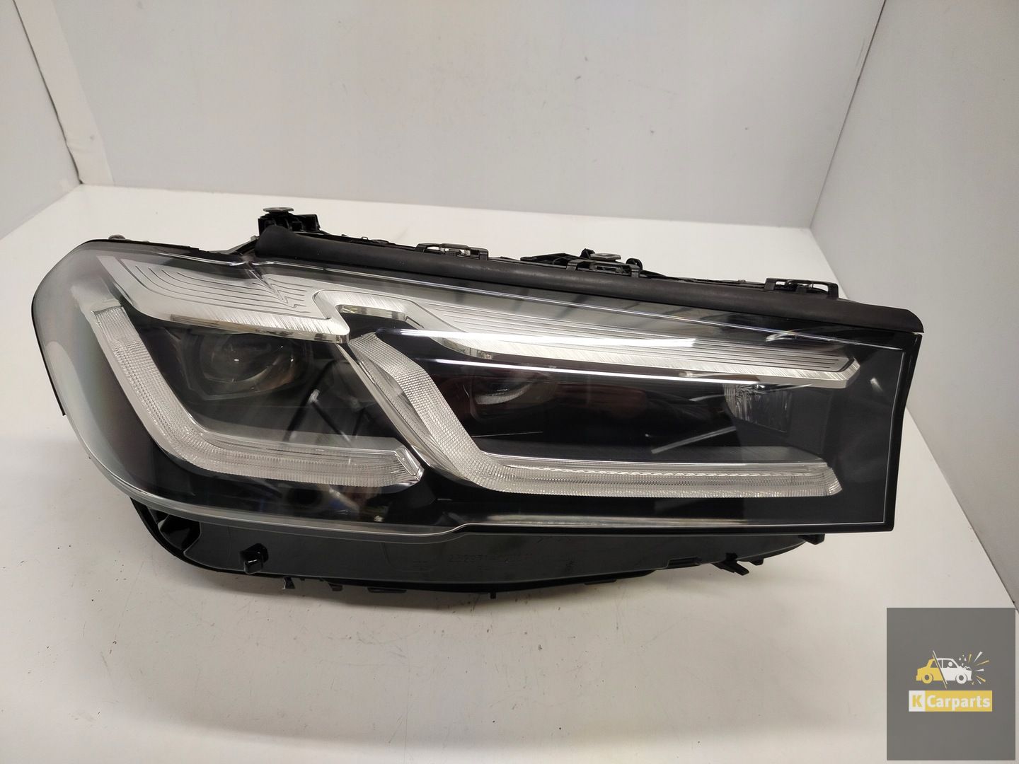 5A388C8, BMW G30 Lift Full Led Adaptive right