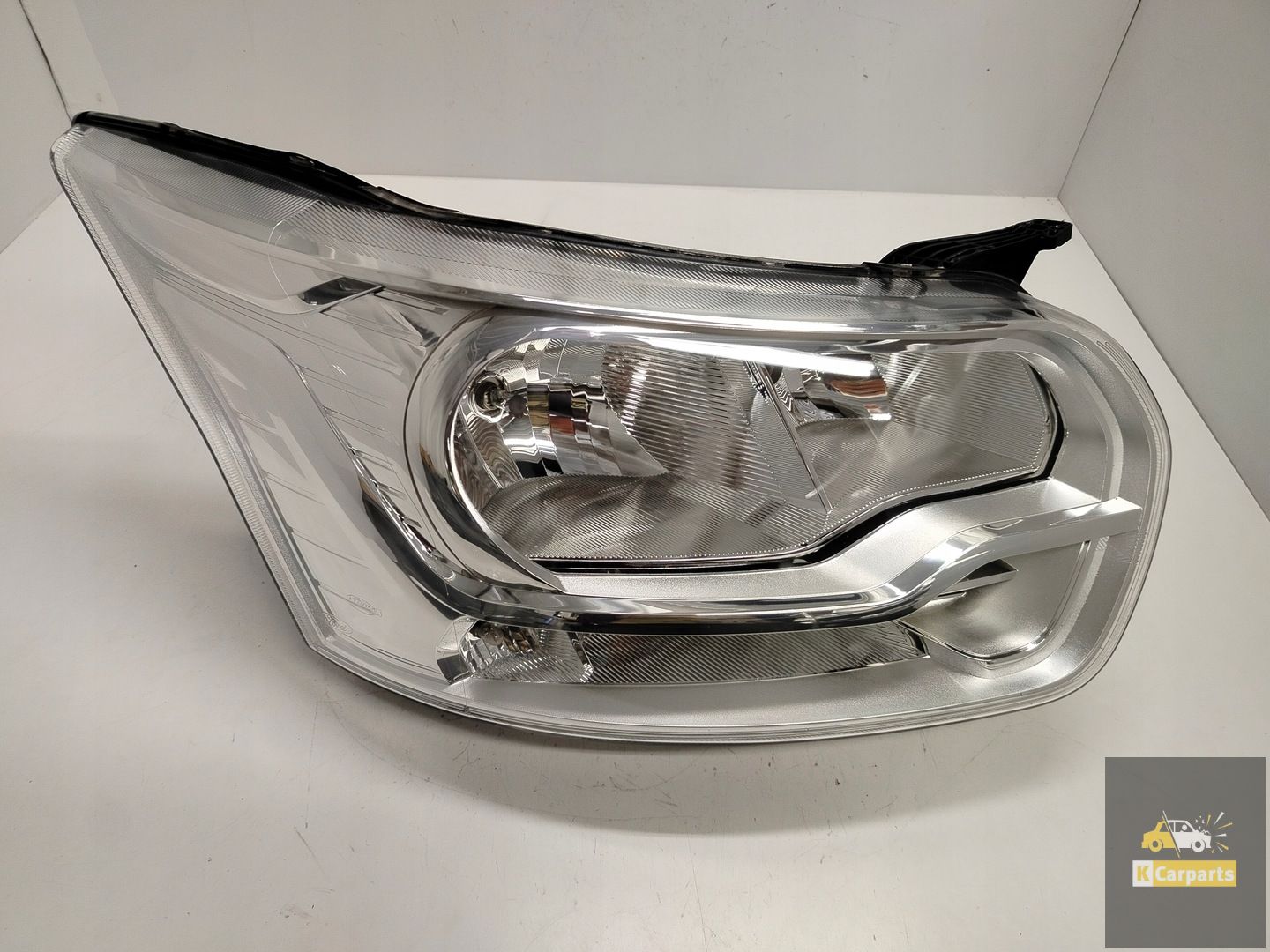 BK31-13W029-BF, Ford Transit MK8 right lamp Ideal