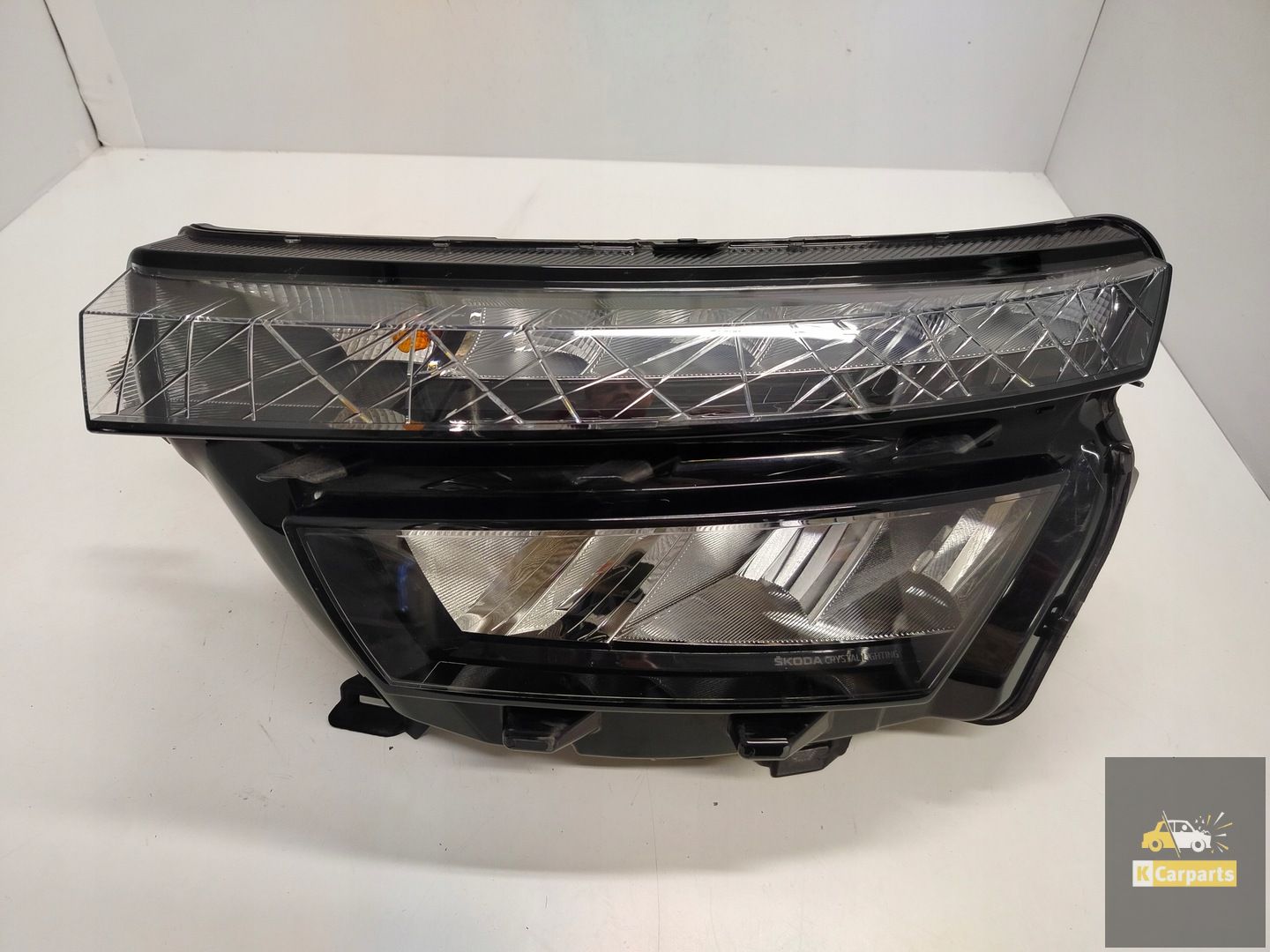 658.941.015, Phare gauche à LED pour Skoda Kamiq Ideal