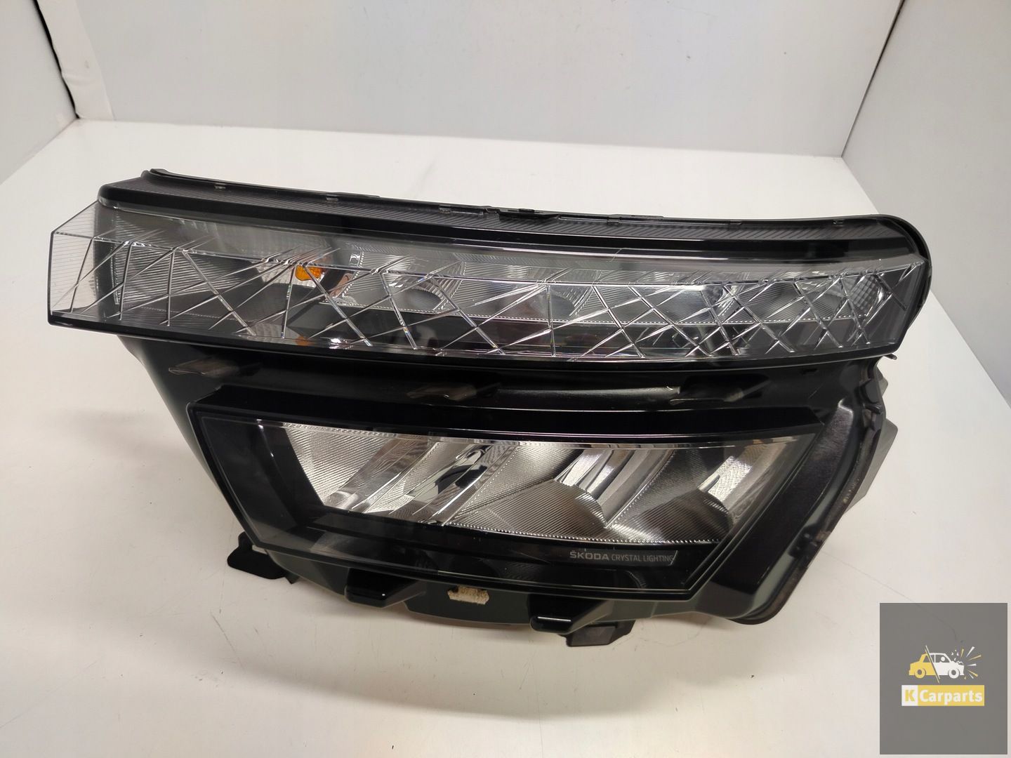 658.941.015, Phare gauche à LED pour Skoda Kamiq Ideal