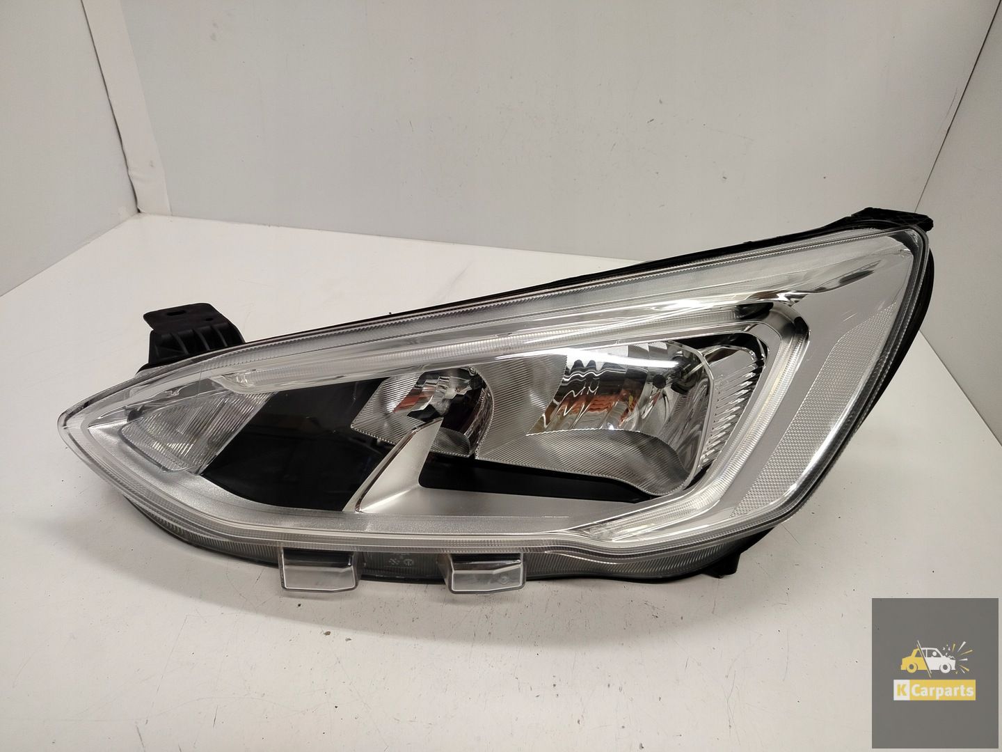 JX7B-13W030-AE, Ford Focus MK4 Plain Led Clear linkerlamp