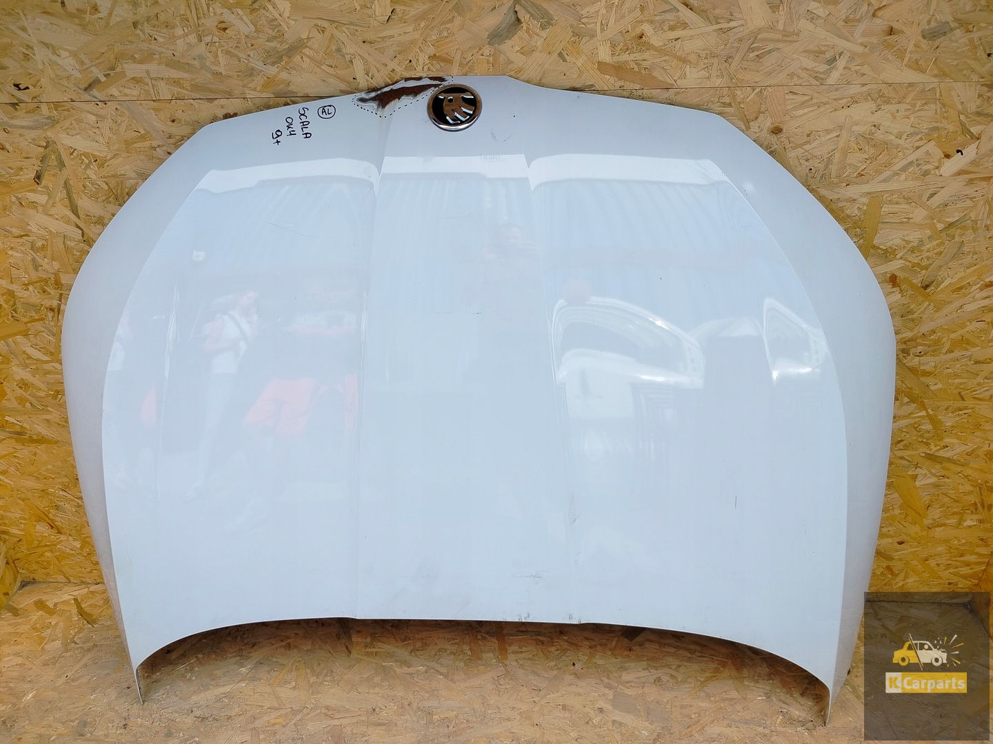 Skoda Scala motorkap