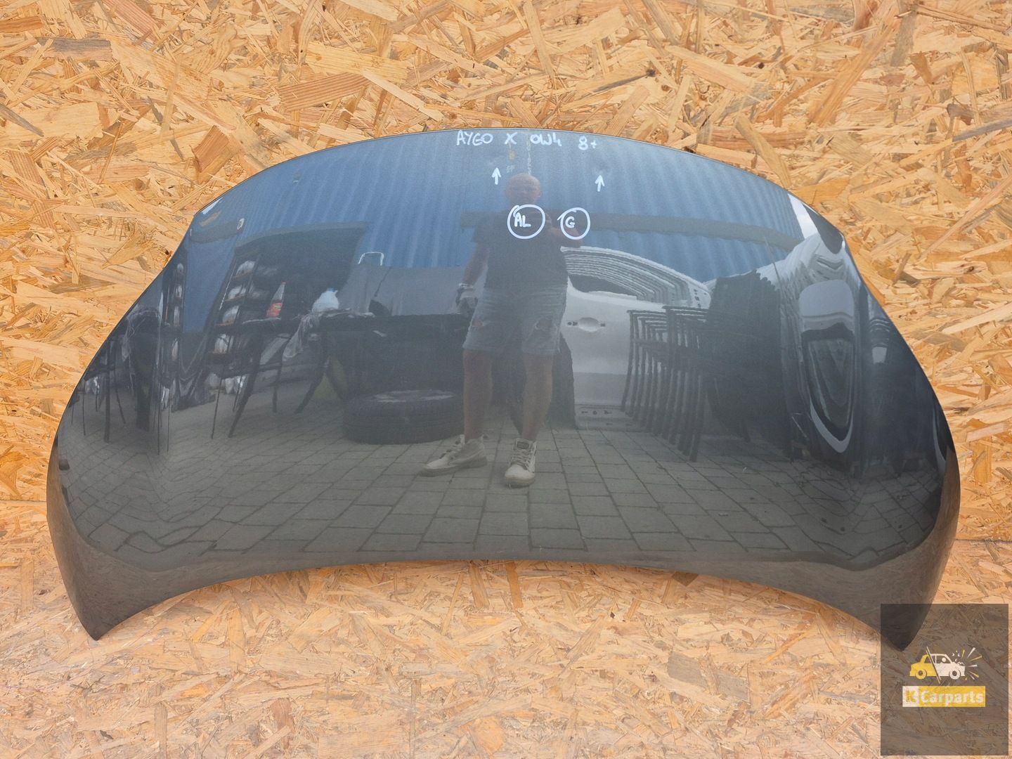 Toyota Aygo X motorkap