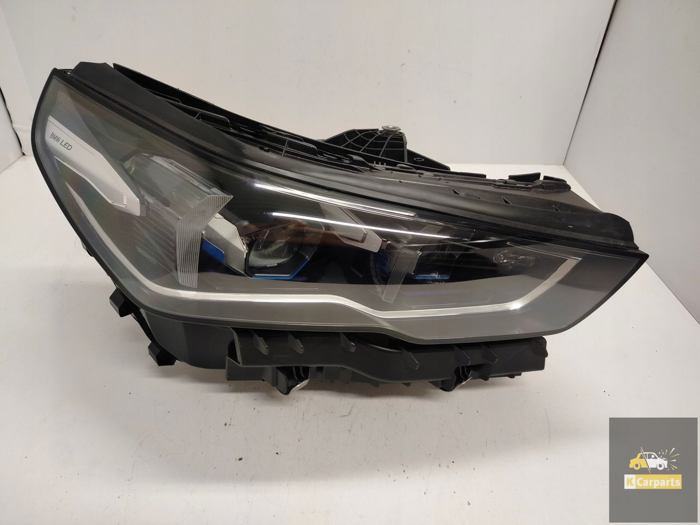 5A798D2, Phare droit argenté à LED pour BMW G60