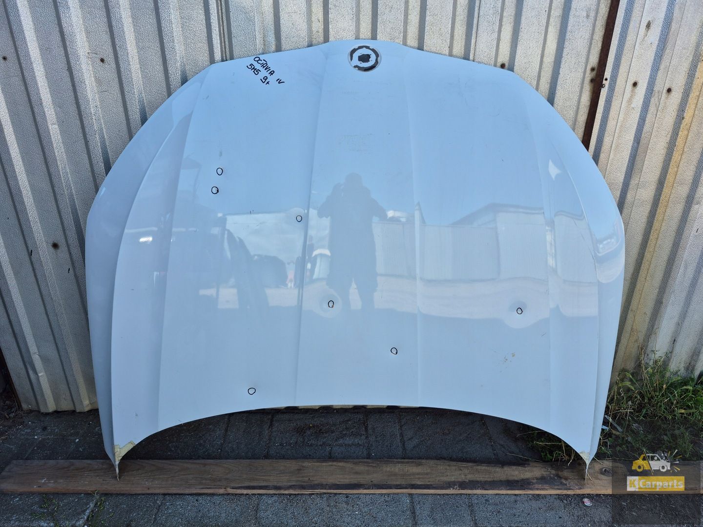 Skoda Octavia IV 19- motorkap