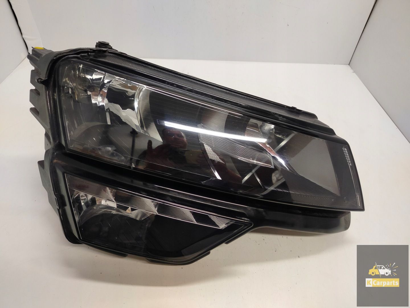 Skoda Karoq normal right light