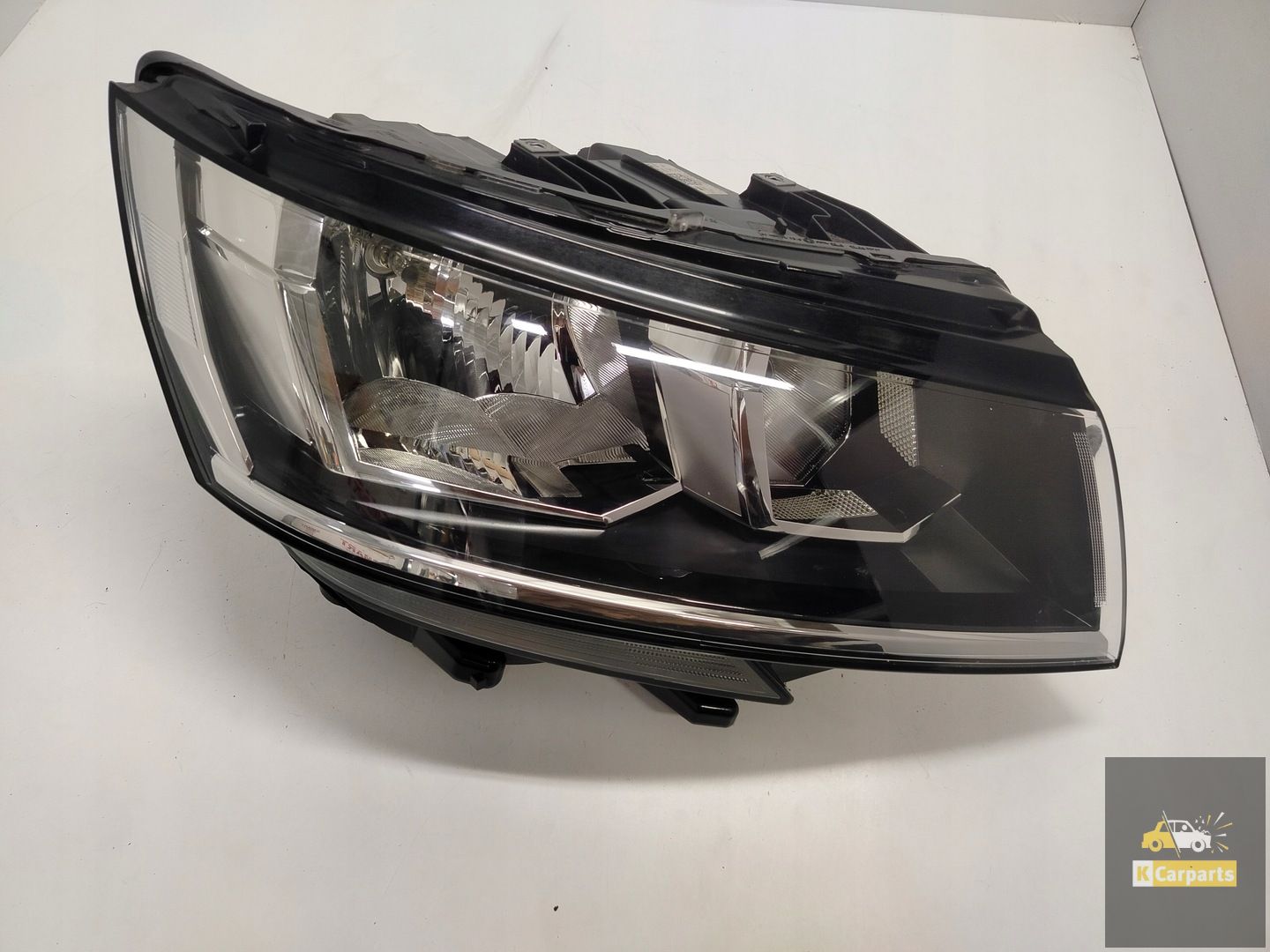 7L1.941.006.B, VW Transporter T6.1 T61 Feu arrière droit normal