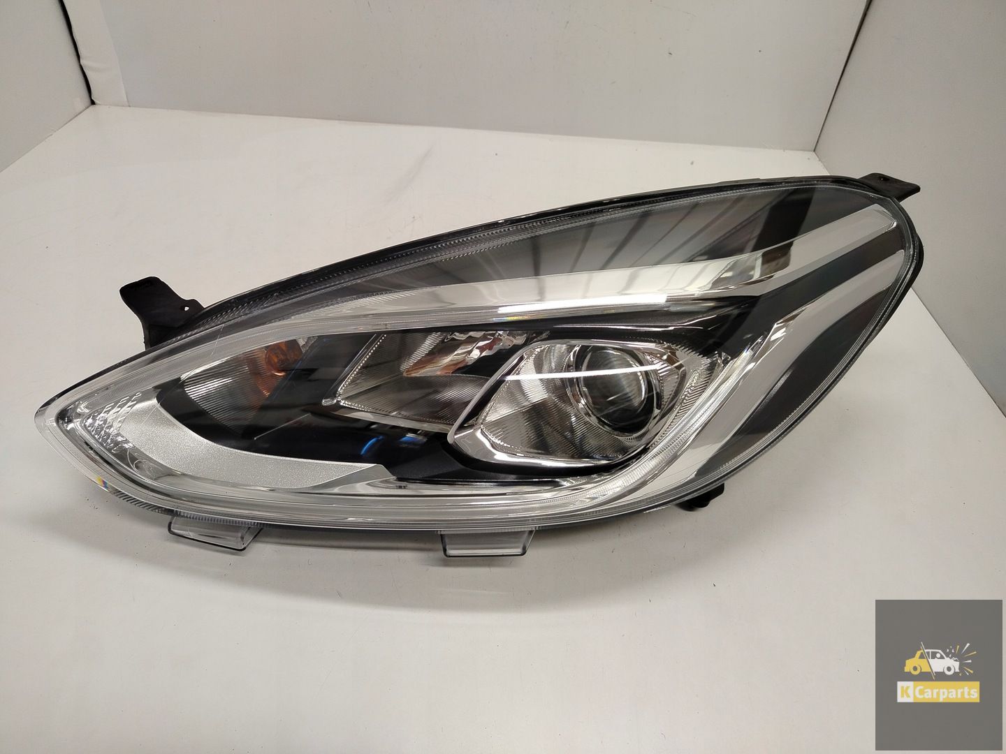 H1BB-13W030-CE, Ford Fiesta MK8 LED lens H7 Dimlicht links