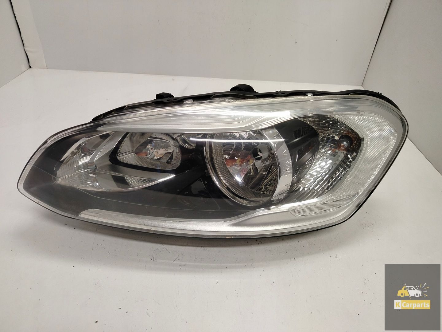 31358109, Volvo XC60 I lever Normal feu gauche