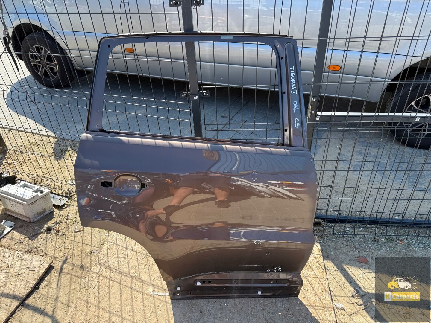 VW Tiguan I right rear door