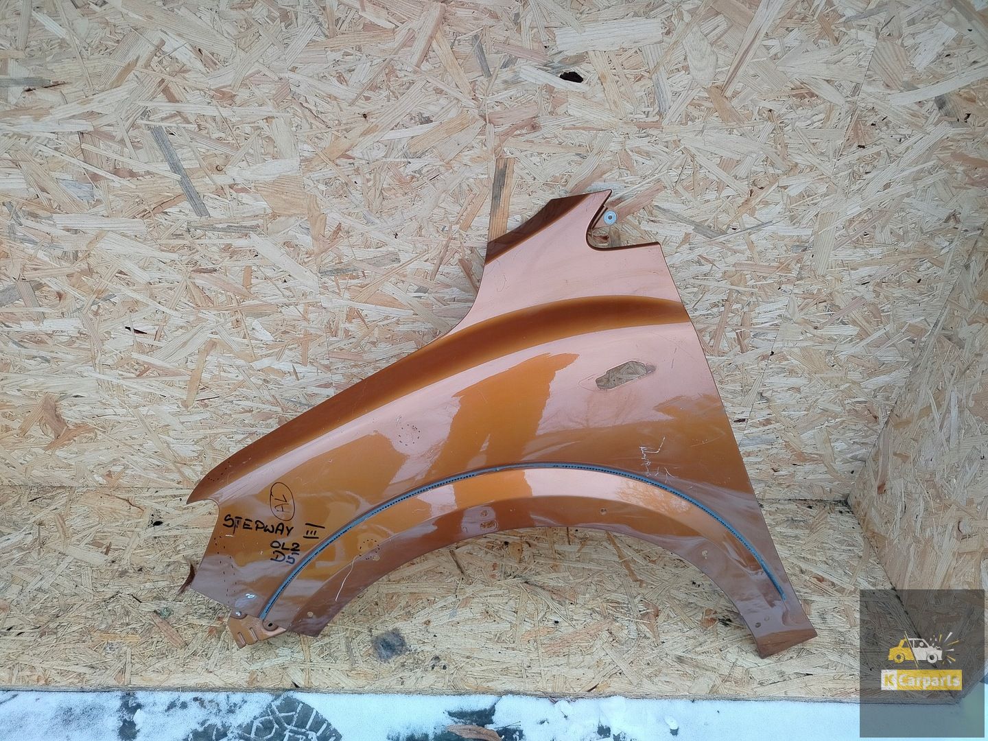 Aileron avant gauche Dacia Sandero Stepway III