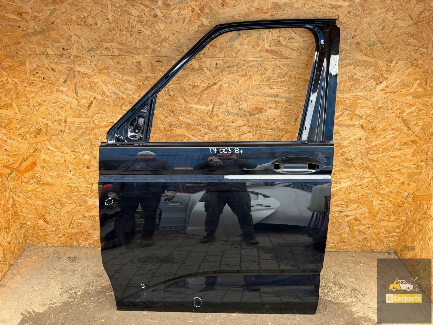 VW T7 21- Front door left