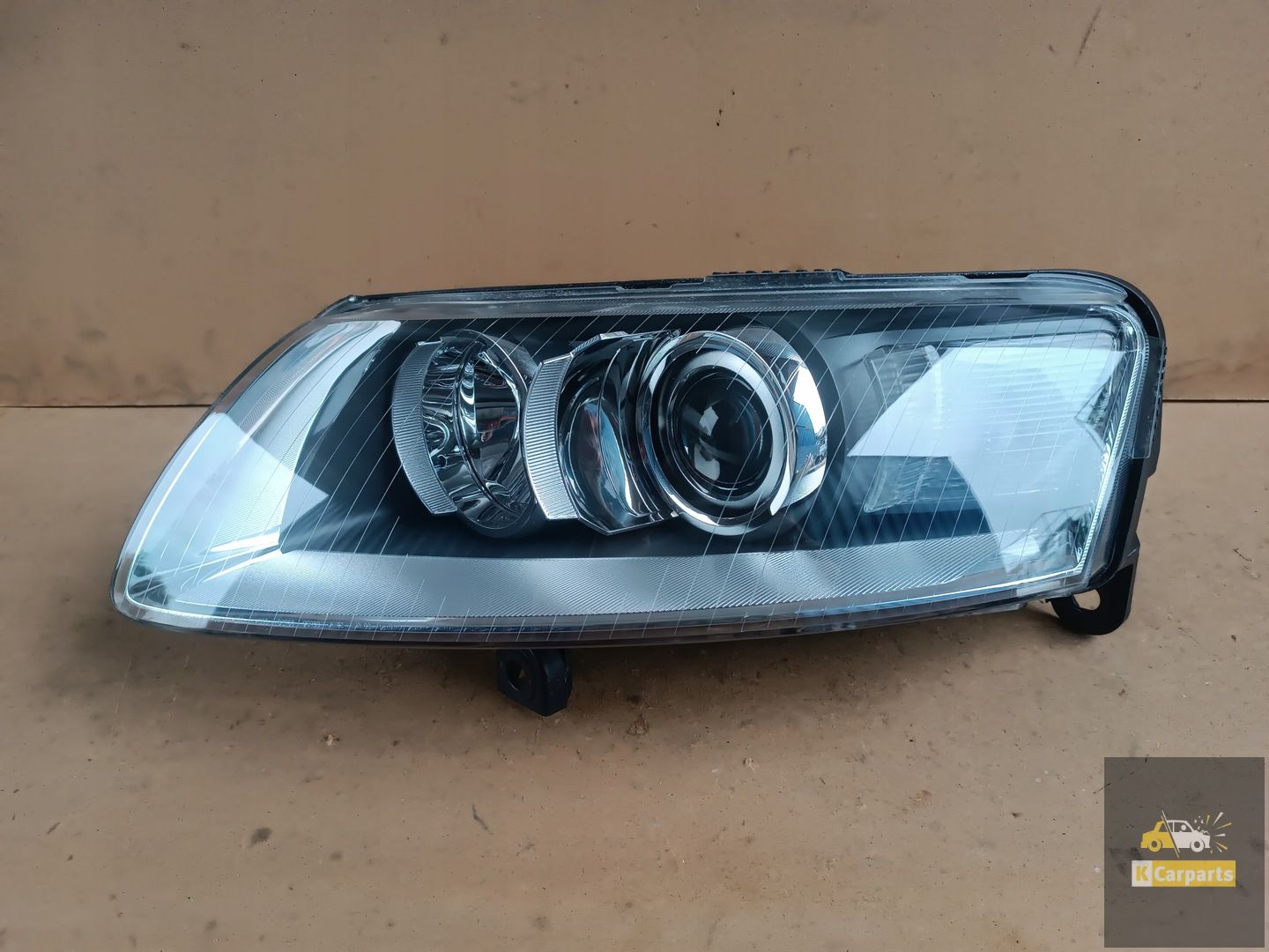 Phare gauche au xénon sans torsion pour Audi A6 C6 4F