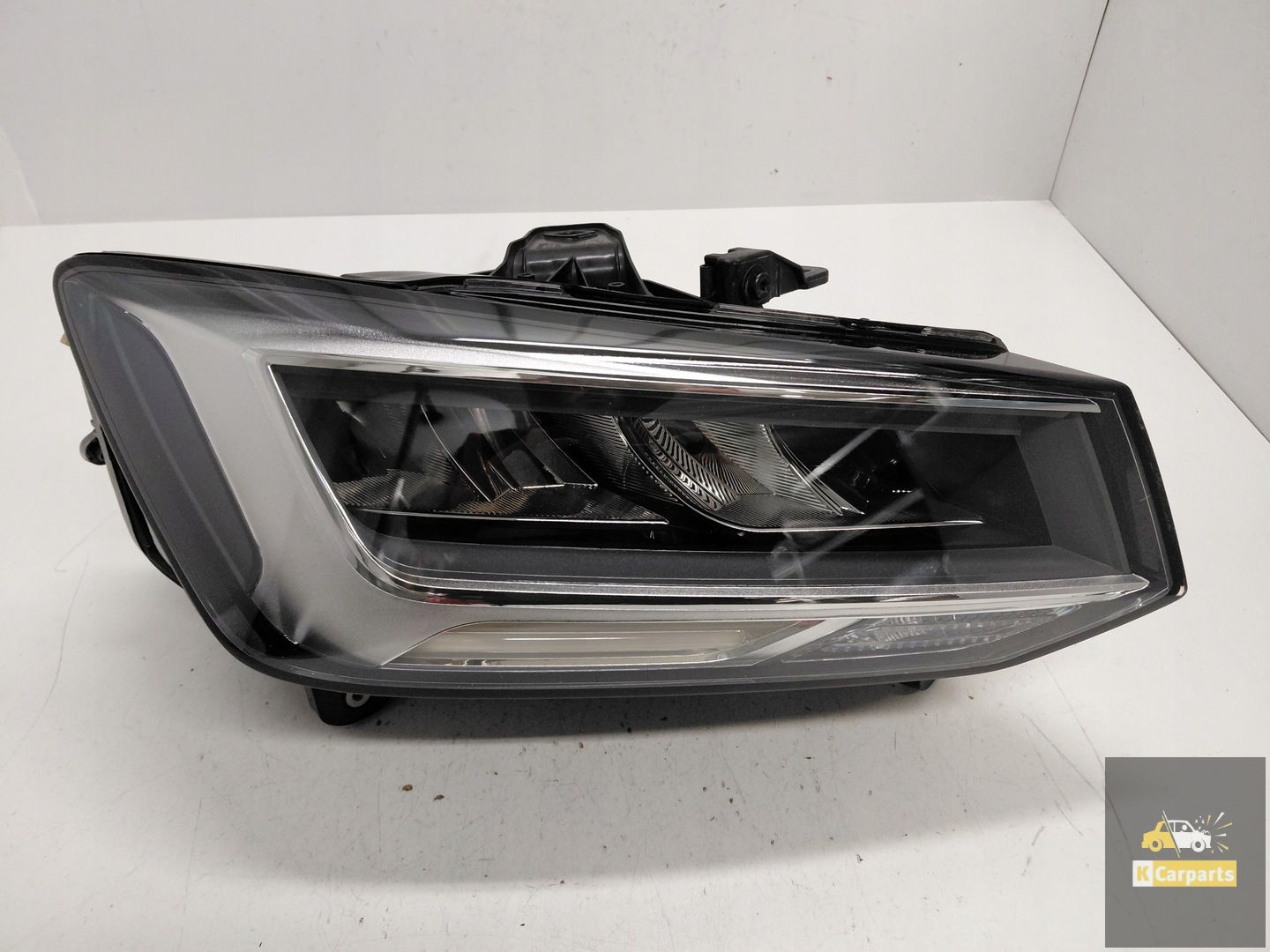 81A941012, Audi Q2 Lift LED rechterlamp Ideaal