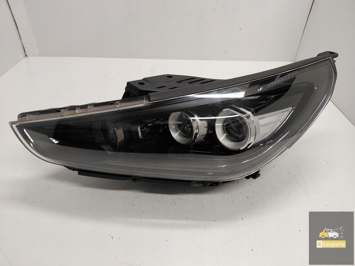 92101G4120, Hyundai i30 III Full Led Zwart Linkerlamp Ideaal