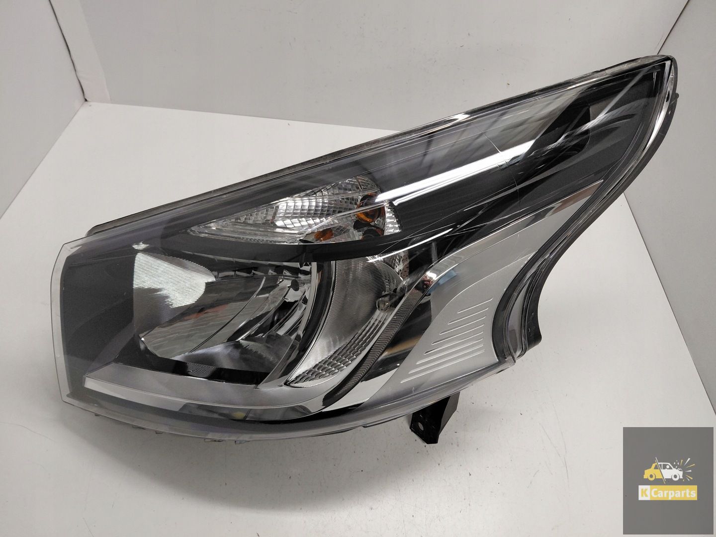 260605173R, Renault Trafic III Normaal linkerlicht