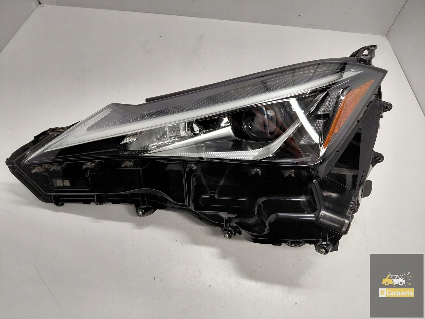 Lexus UX LED-lamp links