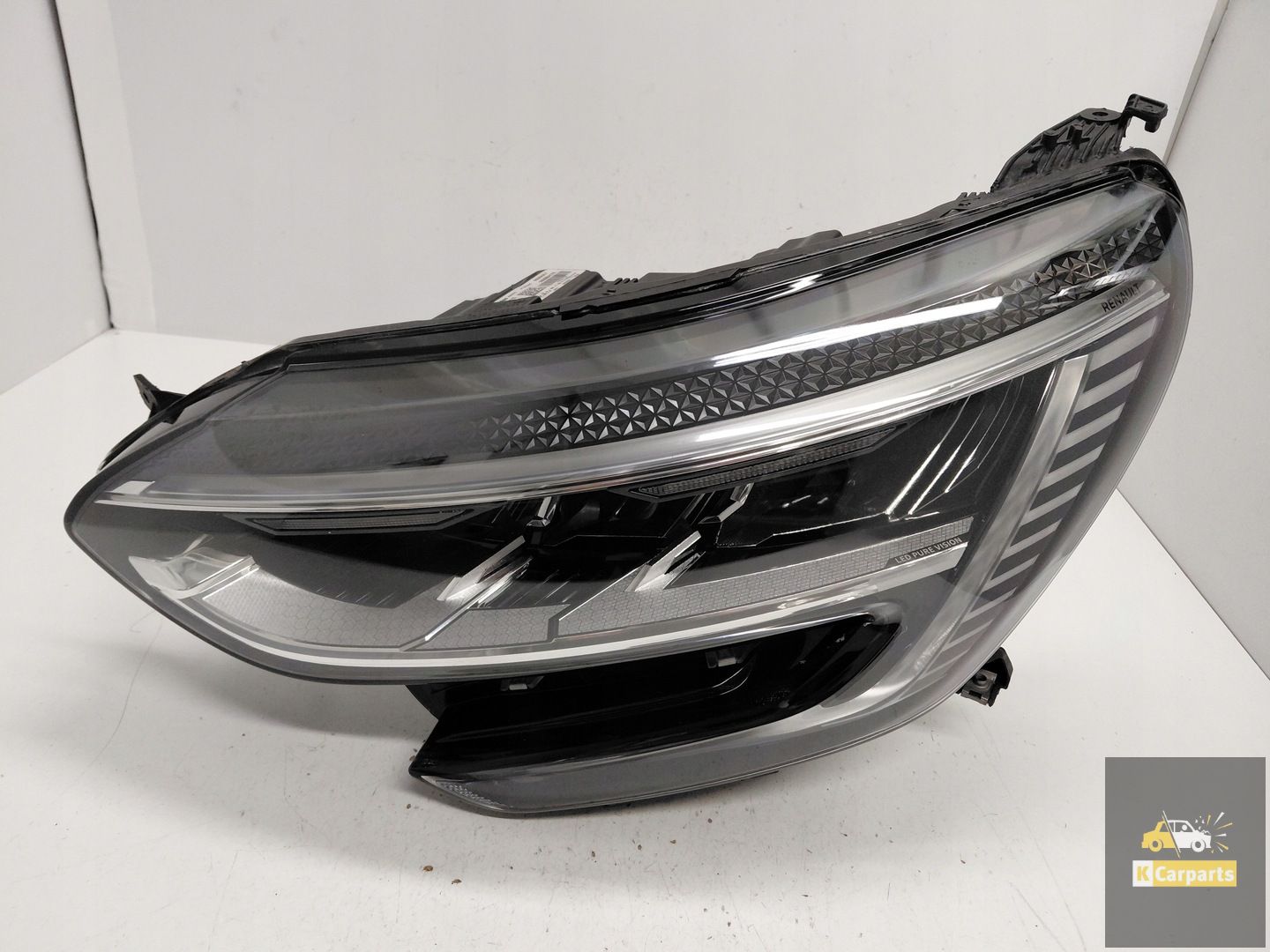 260608417R, Renault Megane IV Lift Volledig Led-licht links