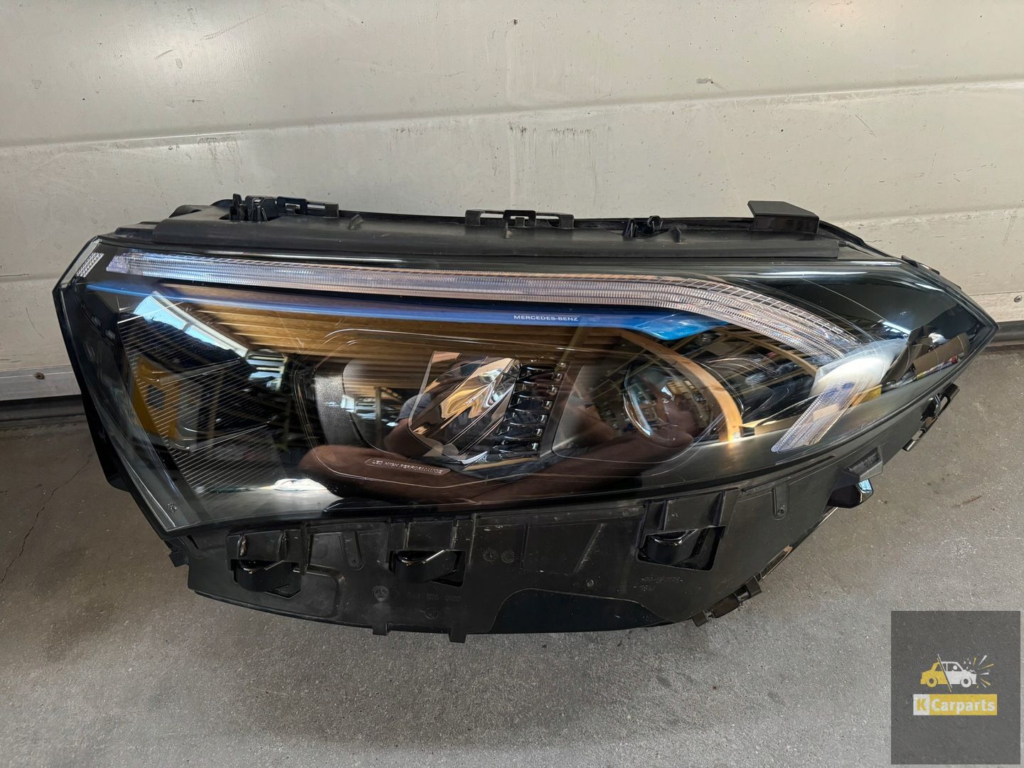 A2439060100 , LINKERLAMP MERCEDES EQA 243 FULL LED A2439060100