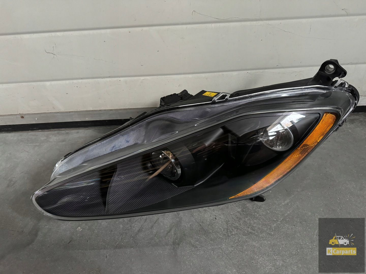 Maserati Granturismo M145 lamp Xenon links compleet DONKER
