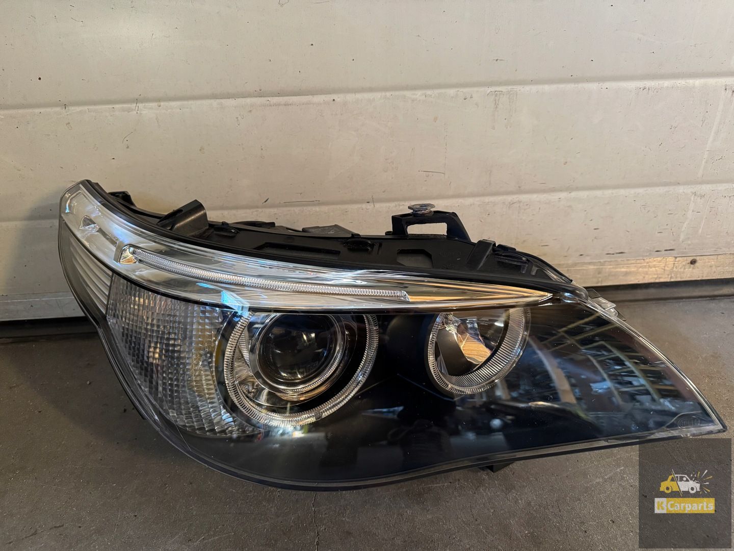VOORLICHT RECHTS BMW E60 E61 BI XENON 03R-