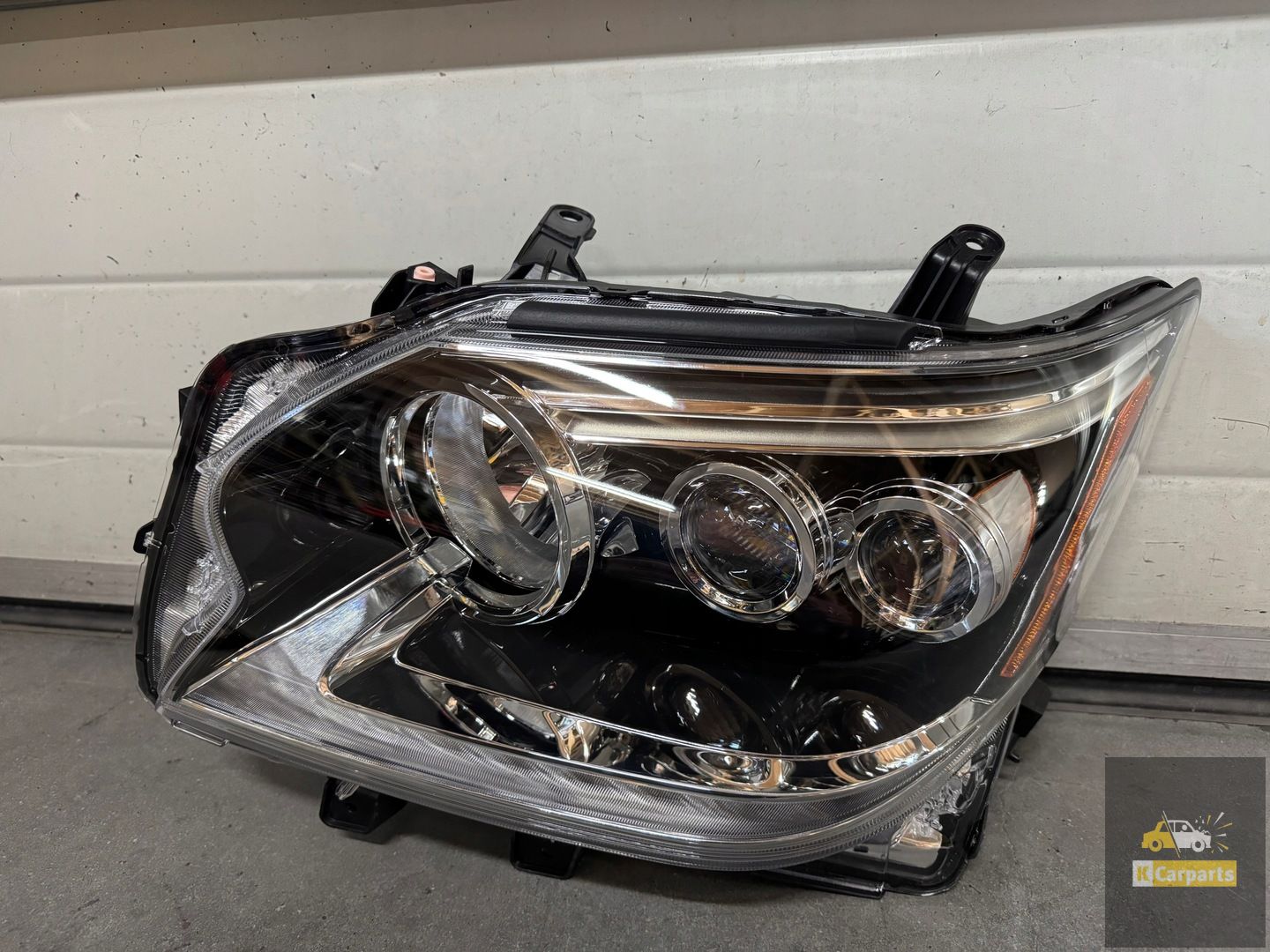 81185-60G21, LEXUS GX 460 KOPLAMP LINKS NIEUW USA