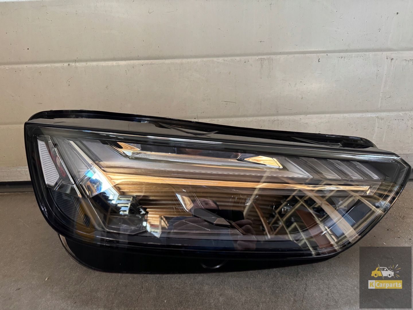 80A941036E, AUDI Q5 II LIFT 22r LAMP RECHTS VOOR LED MATRIX 80A941036E