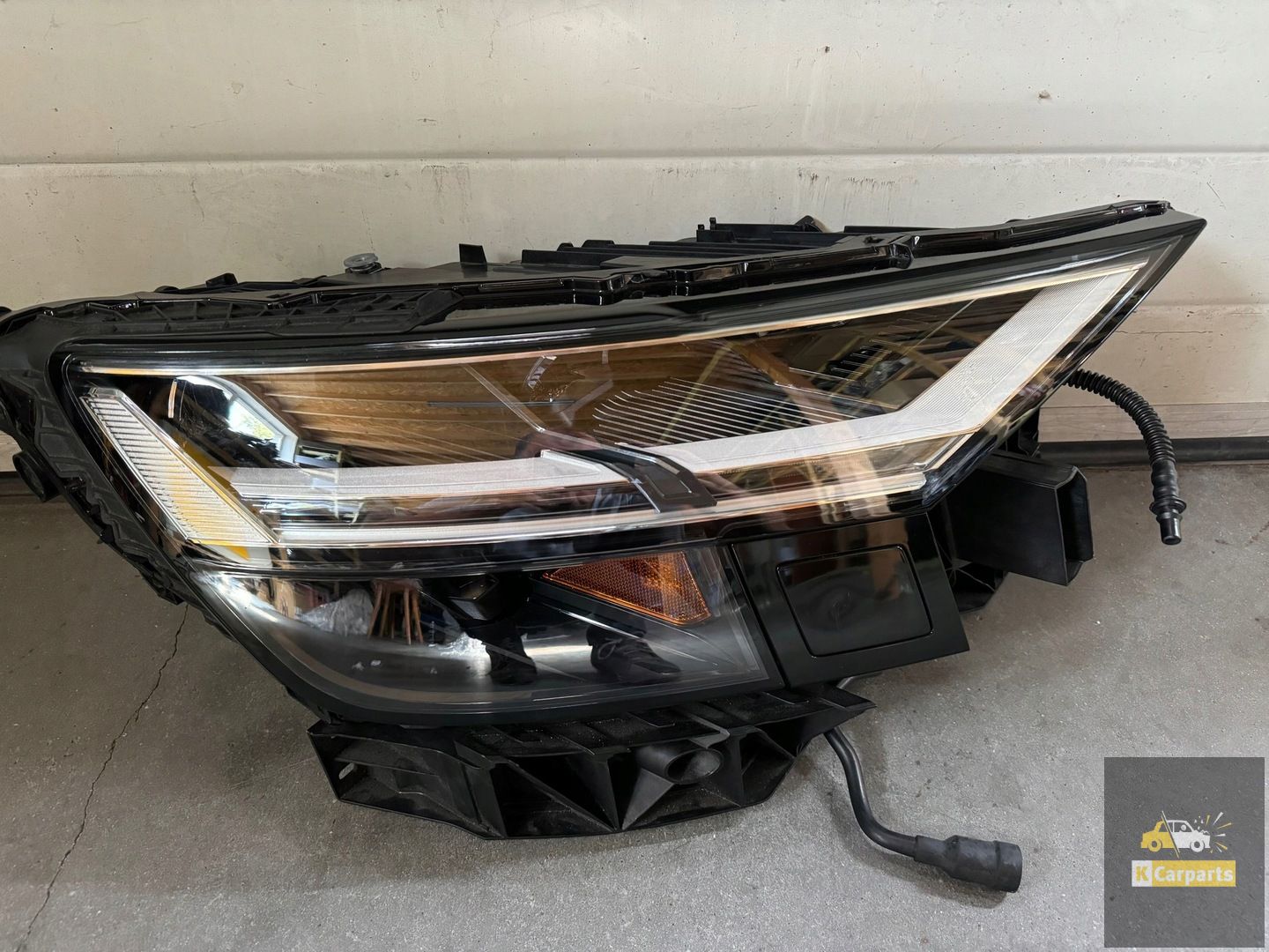 4M8.941.034.B, Audi Q8 4M8 VOLLEDIG LED-lampen rechts USA