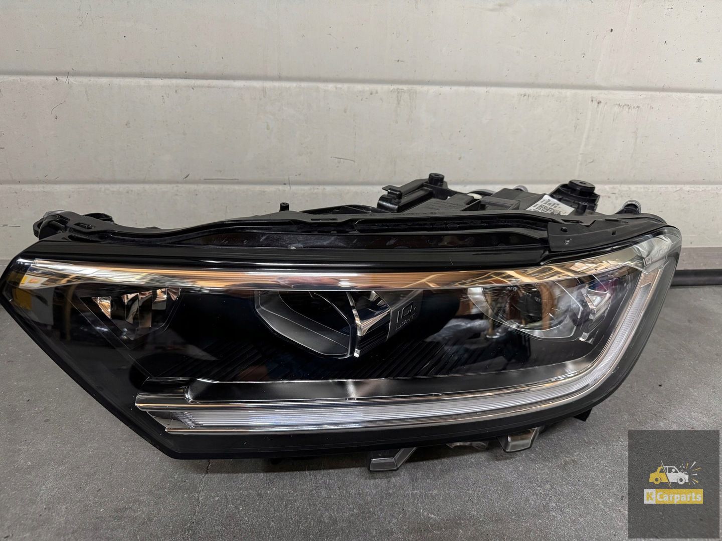 2GA941035AT, VW T-ROC VOLLEDIG LED IQ linkerlamp LIFT R-LINE