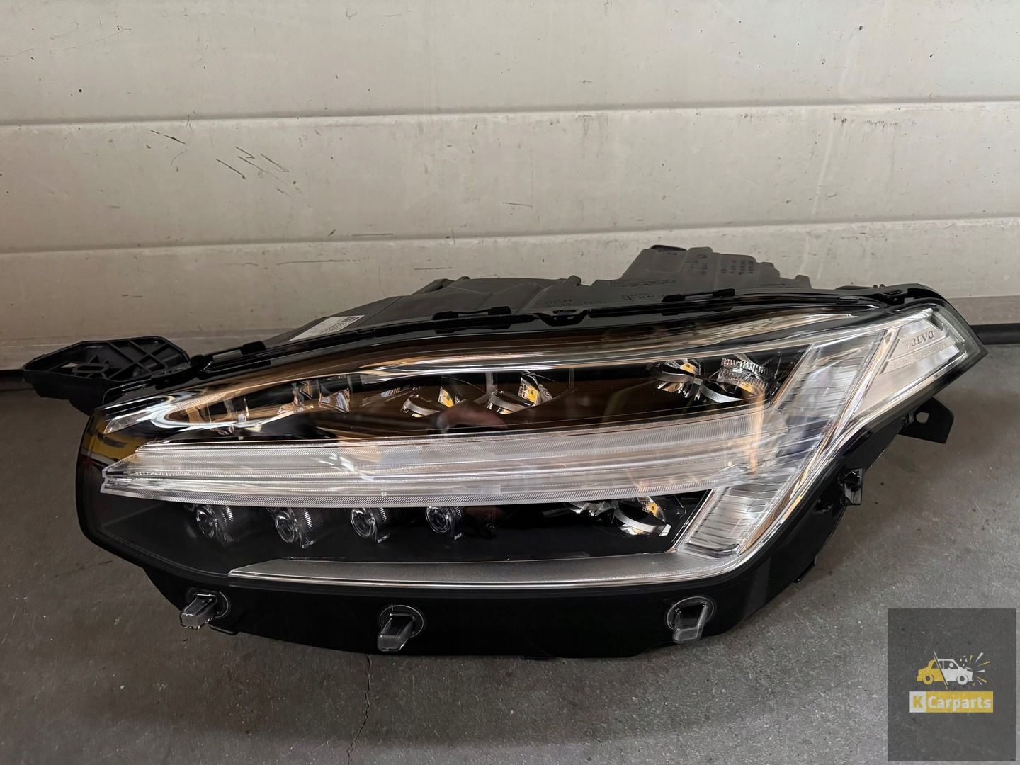 32228296, Volvo XC90 II FULL LED feu de levage gauche