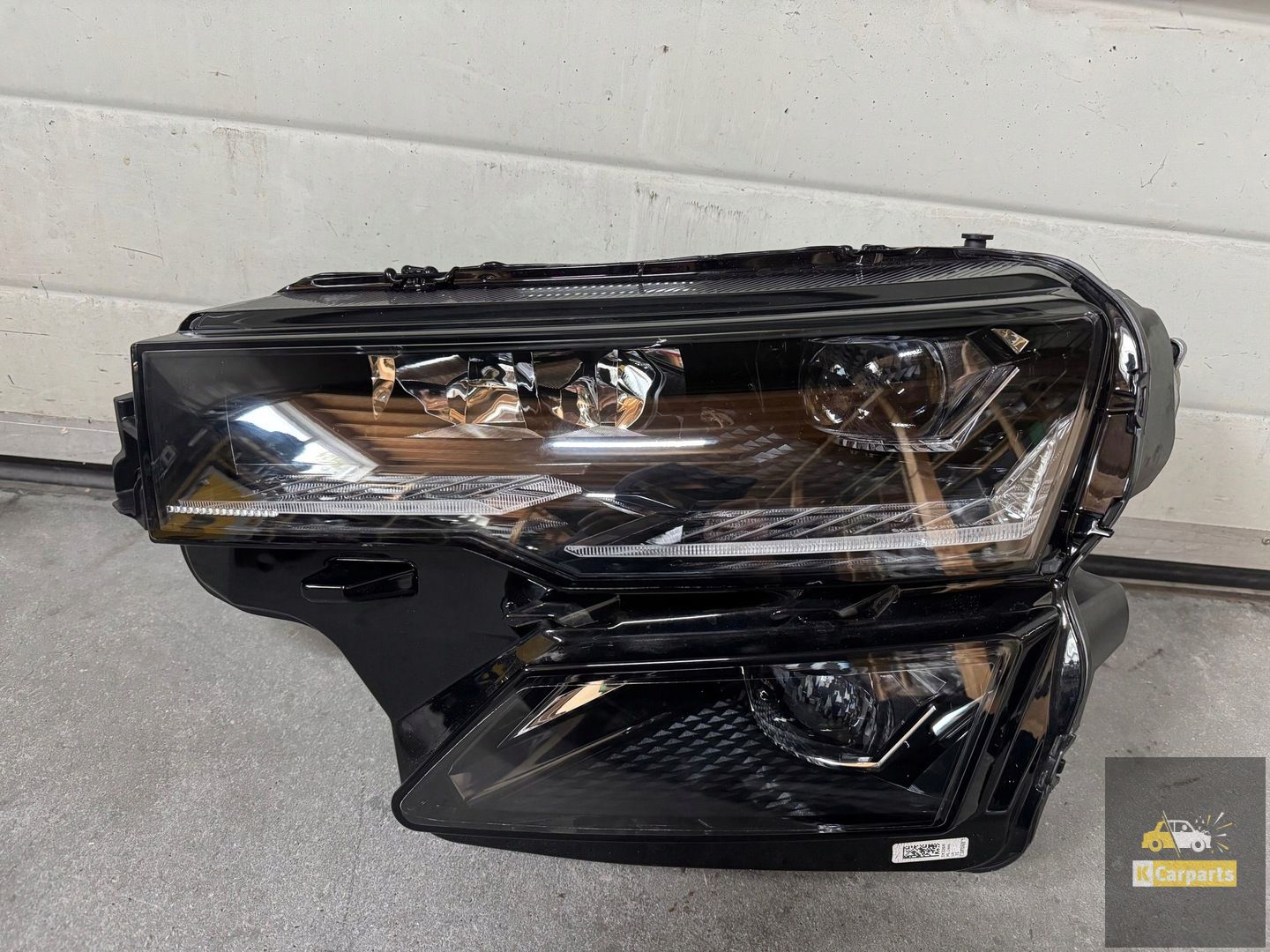 57B941035, Skoda Karoq Voll-LED-Leuchte links LIFT