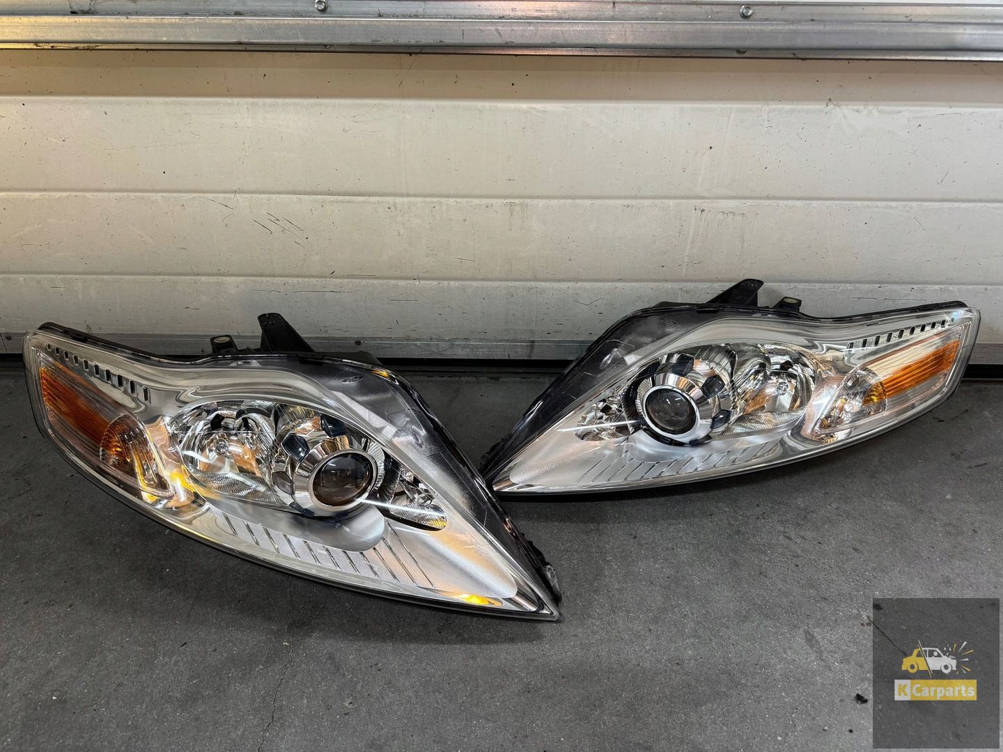BS7113D155AF, Ford Mondeo MK 4 xenonlamp links rechts LIFT