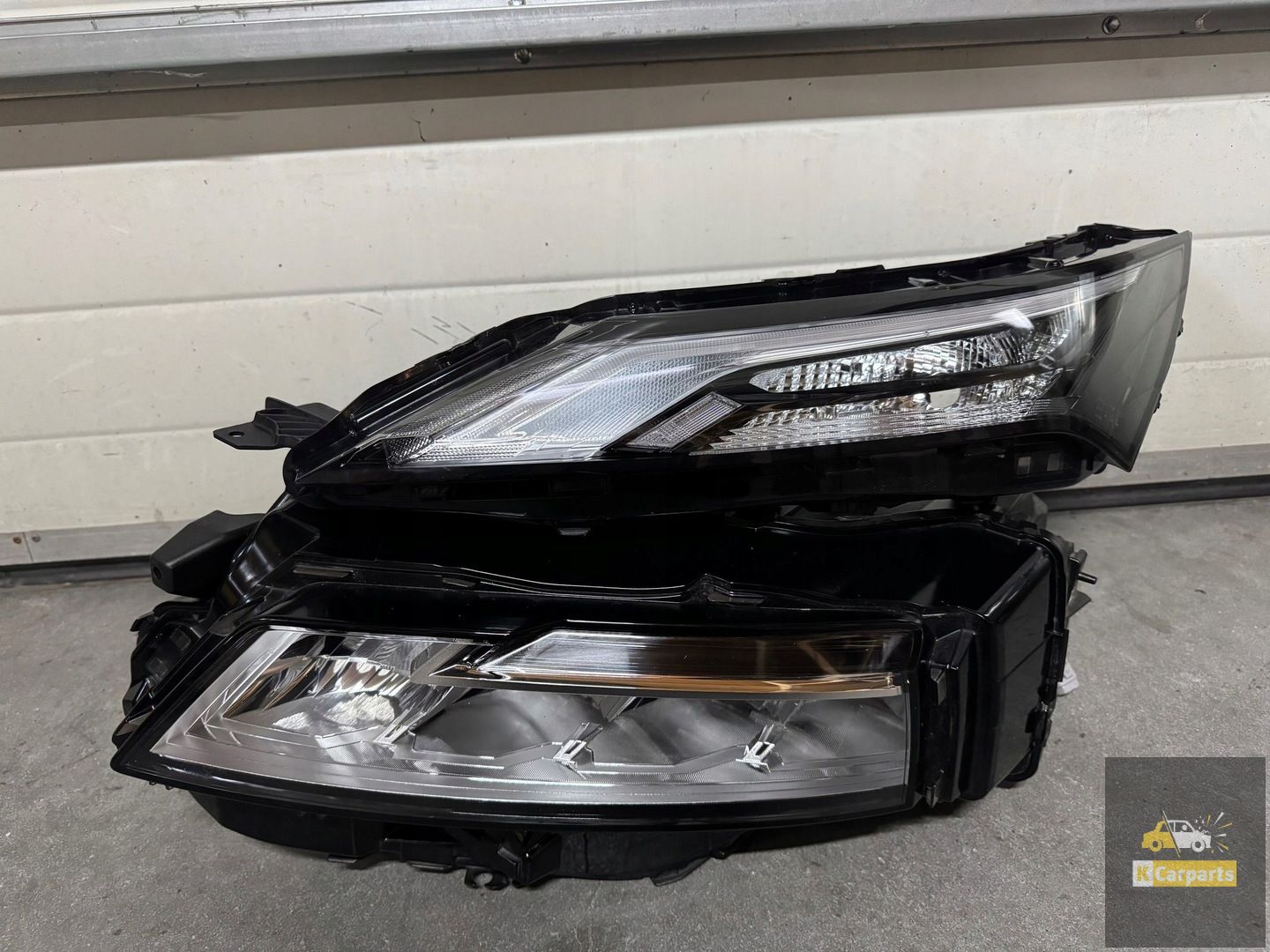 XtrailT33, Nissan X-Trail T33 VOLLEDIG LED-licht links + DRL's